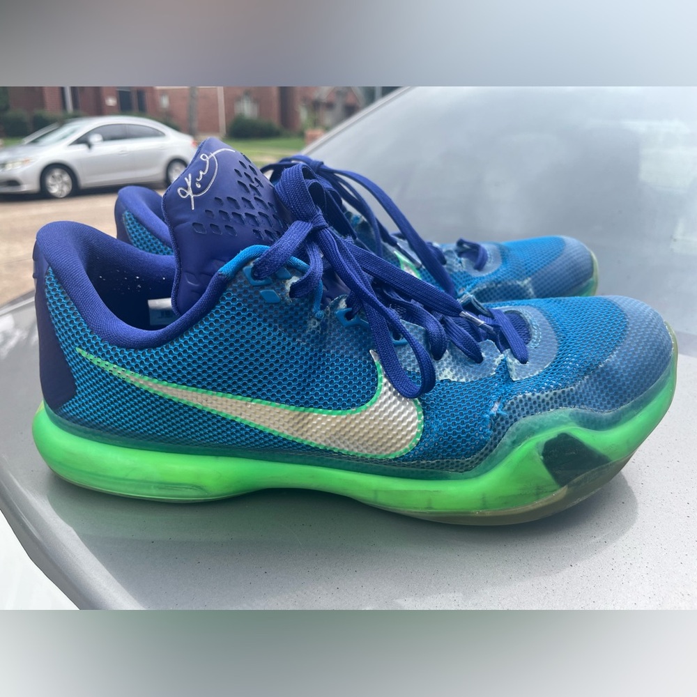 Kobe x
